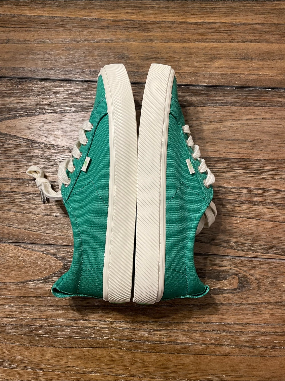 Cariuma Unisex Kelly Green OCA Low Canvas Casual Sneaker Women’s Size 9 NIB - Picture 9 of 12